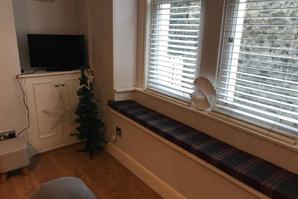 8A Tweed Cottage, Just Off The High St In Peebles Exterior foto